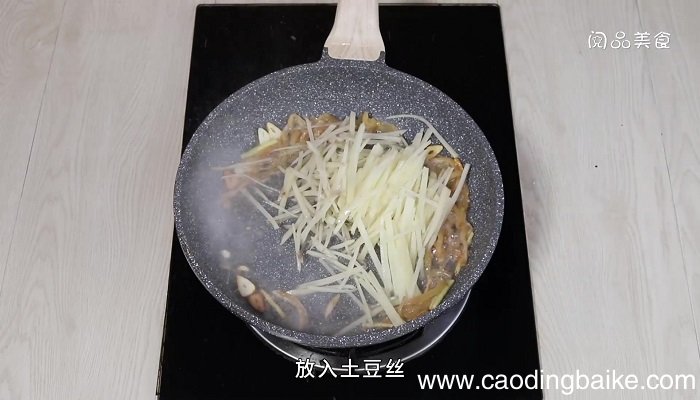 榨菜青椒土豆丝的做法 榨菜青椒土豆丝怎么做