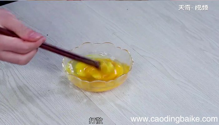 青椒炒鸡蛋的做法 青椒炒鸡蛋怎么做