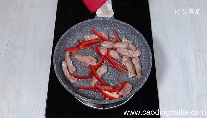 芝香甜椒煎肉条的做法 芝香甜椒煎肉条怎么做