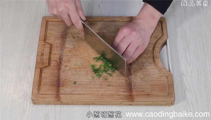 川菜水煮三鲜怎么做 川菜水煮三鲜的做法