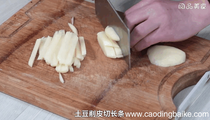 干锅蕨菜土豆的做法，干锅蕨菜土豆怎么做
