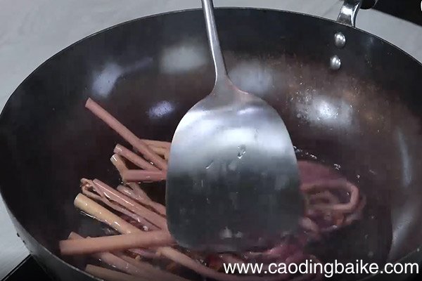 蕨菜炒蘑菇做法蕨菜炒蘑菇怎么做