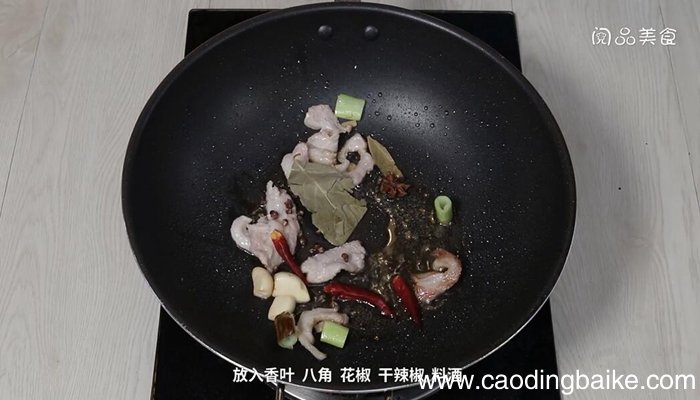 鱼头泡饼的做法 鱼头泡饼怎么做