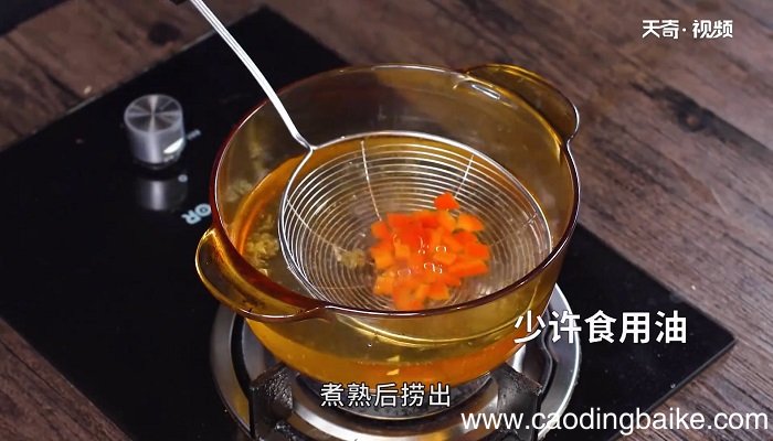 春笋叉烧肉炒蛋怎么做 春笋叉烧肉炒蛋咋做