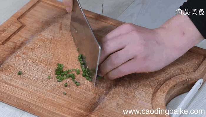 口蘑蕨菜汆豆腐的做法,口蘑蕨菜汆豆腐怎么做