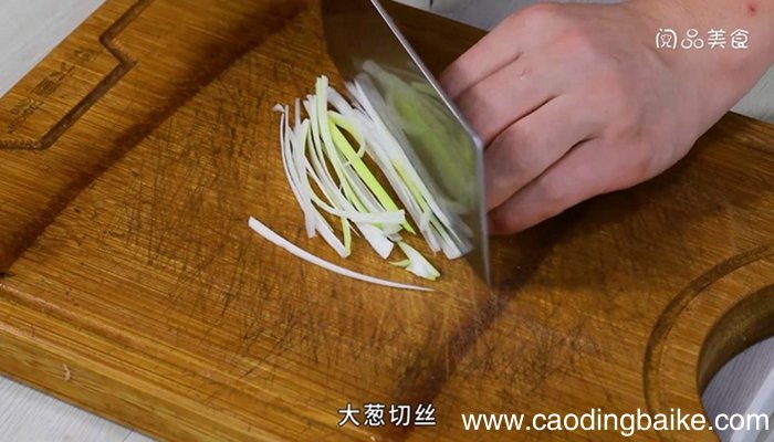 榨菜炒胡萝卜的做法 榨菜炒胡萝卜怎么做