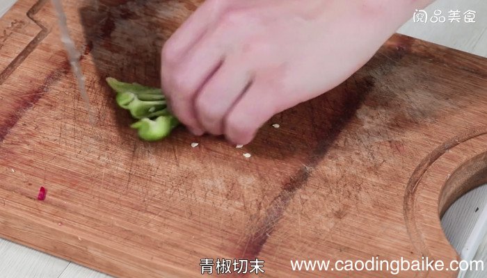 梅干菜烧茄子怎么做 梅干菜烧茄子的做法