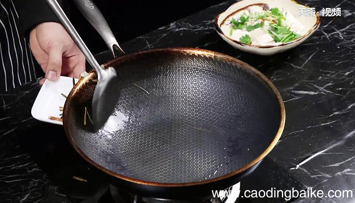 油淋豆腐怎么做 油淋豆腐的做法