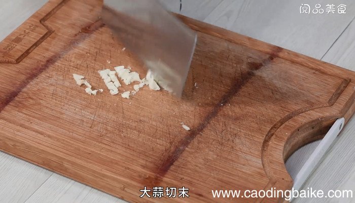 榨菜炒胡萝卜怎么做 榨菜炒胡萝卜的做法