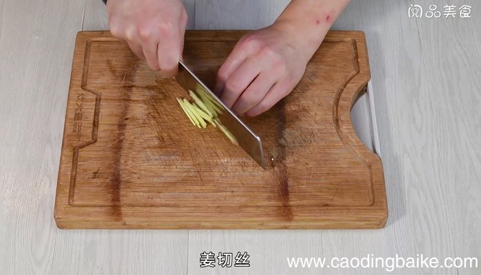 榨菜炒胡萝卜怎么做 榨菜炒胡萝卜的做法