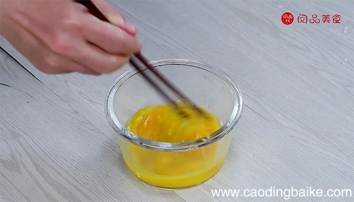 黄瓜煎鸡蛋的做法 黄瓜煎鸡蛋怎么做