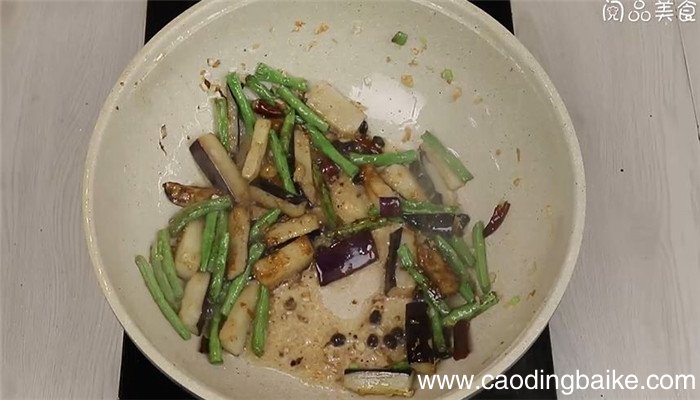 豆角烧茄子怎么做 豆角烧茄子的做法