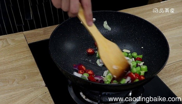 爆炒乳鸽的做法 爆炒乳鸽怎么做好吃