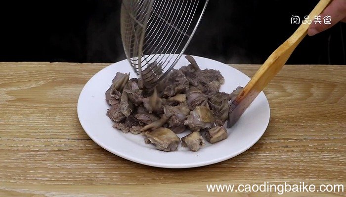 爆炒乳鸽的做法 爆炒乳鸽怎么做好吃