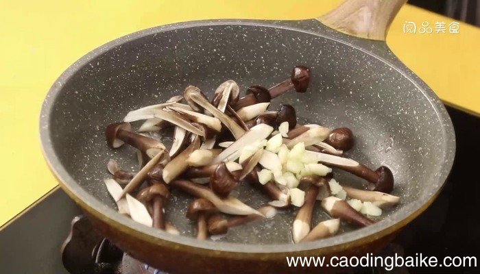 鸡枞菌豆腐汤的做法 鸡枞菌豆腐汤怎么做才好吃