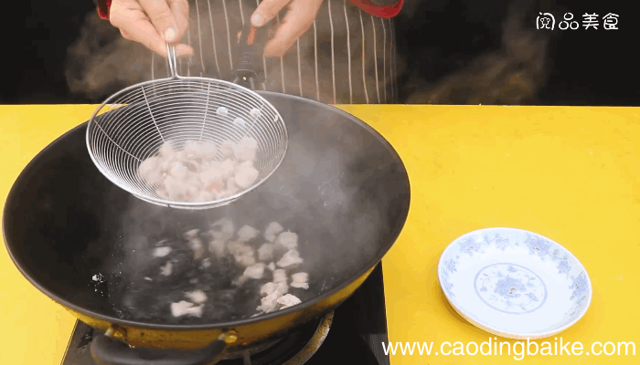 鹌鹑蛋烧兔肉的做法，鹌鹑蛋烧兔肉怎么做