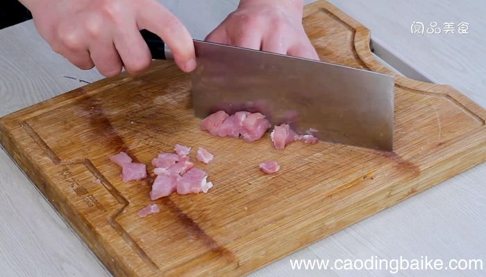 苦瓜炒肉丁做法步骤苦瓜炒肉丁怎么做