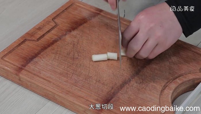辣烧猪皮的做法 辣烧猪皮怎么做