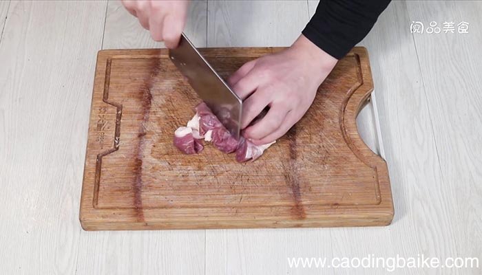 黄笋干焖鸭肉 黄笋干焖鸭肉的做法