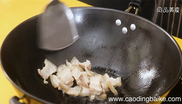 茭白回锅肉的做法 如何做茭白回锅肉