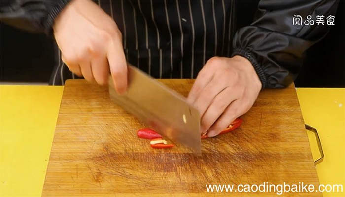 茭白回锅肉的做法 如何做茭白回锅肉