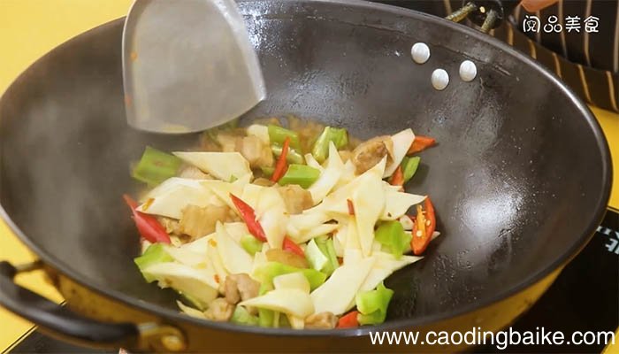 茭白回锅肉的做法 如何做茭白回锅肉