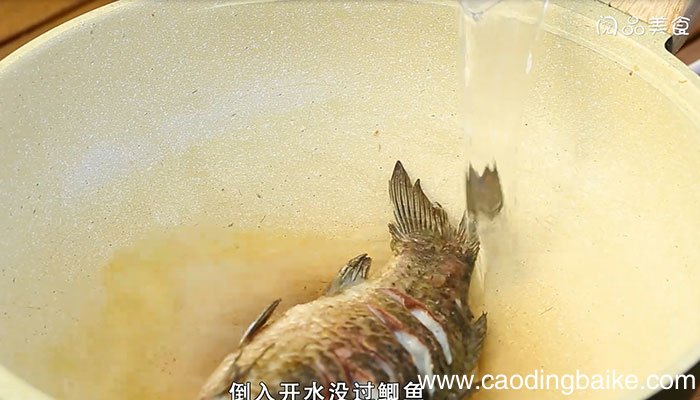 炖鱼汤的做法 炖鱼汤怎么做