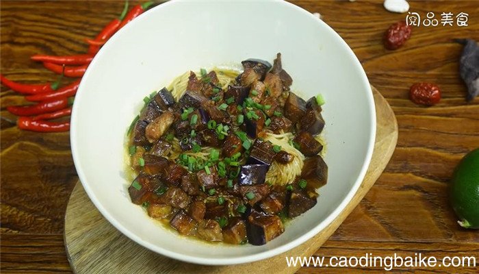 肉丁茄子面怎么做 肉丁茄子面的做法