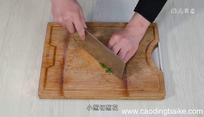鸡肉猪肉丸子的做法 鸡肉猪肉丸子怎么做
