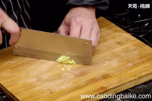 醋椒丸子汤的做法 丸子汤的做法