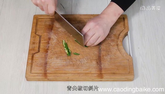 干锅辣白菜的做法 干锅辣白菜怎么做