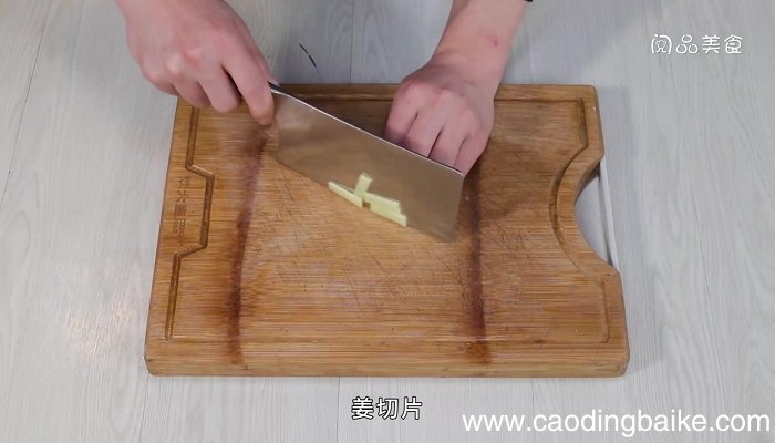 菱角焖饭怎么做 菱角焖饭的做法