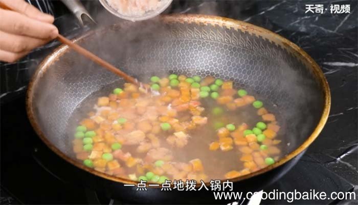 西红柿鸡汤的做法 西红柿鸡汤怎么做