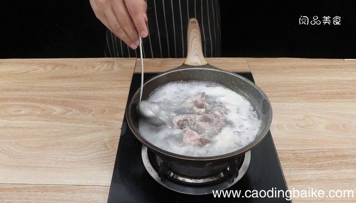 酱炖豆角脊骨怎么做 酱炖豆角脊骨怎么做好吃