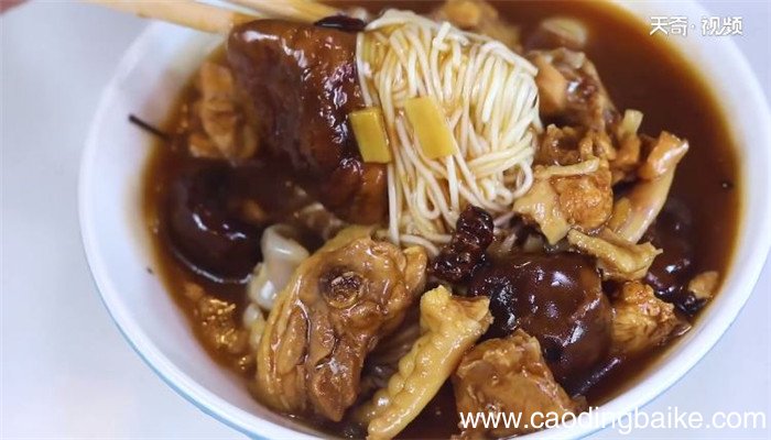 香菇炖鸡面的做法 香菇炖鸡面怎么做