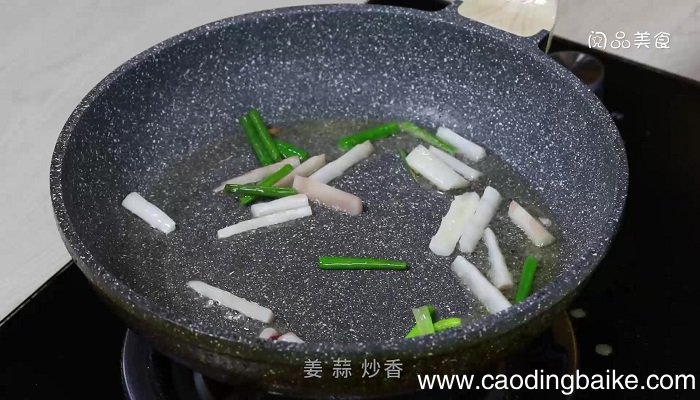 酸笋紫苏鱼的做法 酸笋紫苏鱼怎么做