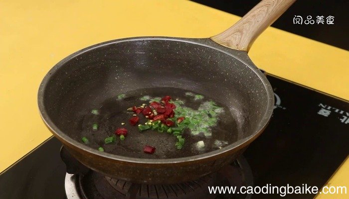 香辣银鱼花生的做法 香辣银鱼花生怎么做好吃