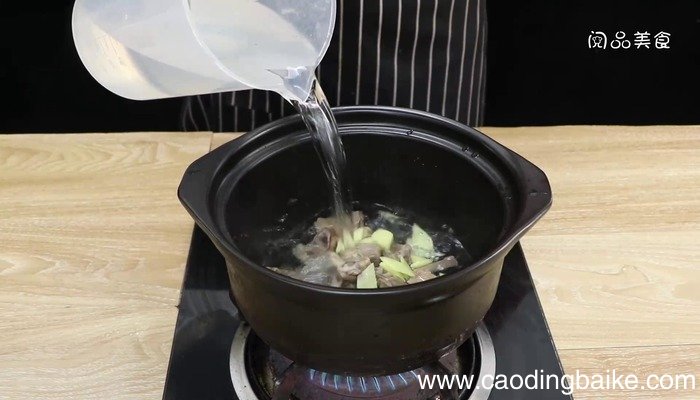 茶树菇炖鸽子怎么做 茶树菇炖鸽子怎么做好吃