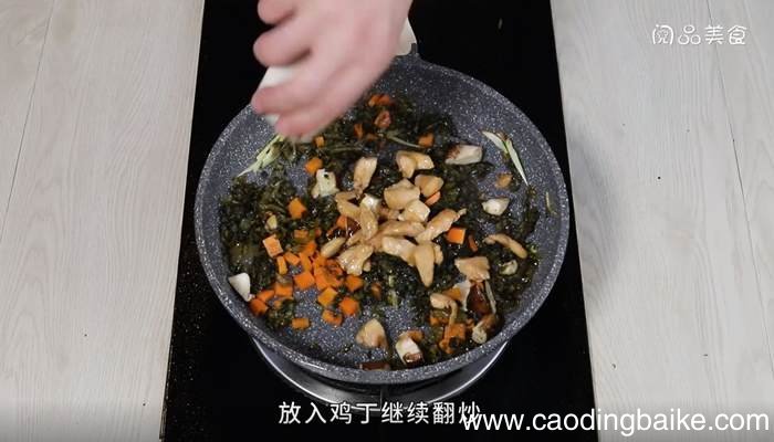 雪里蕻炒三丁怎么做 雪里蕻炒三丁的做法