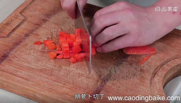 雪里蕻炒三丁怎么做 雪里蕻炒三丁的做法