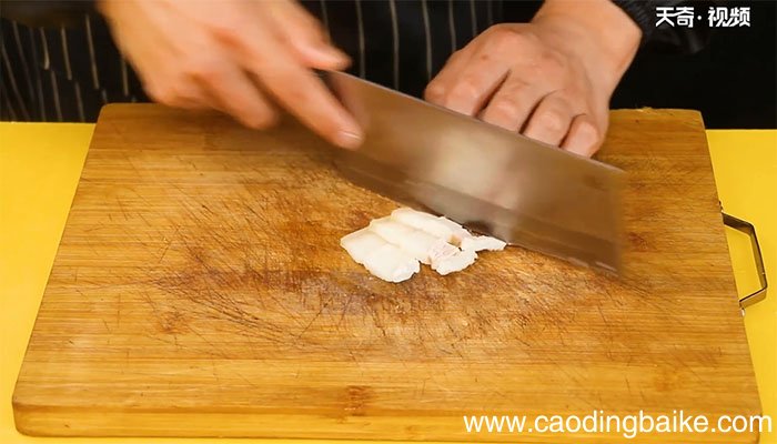 莲白回锅肉的做法 莲白回锅肉怎么做
