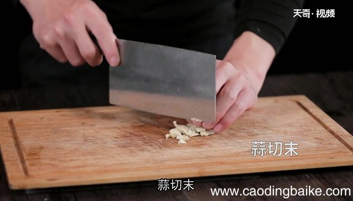 凉拌蕨菜干的做法 凉拌蕨菜干怎么做