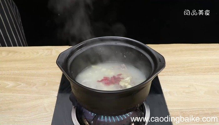 清炖鸽子汤怎么做 清炖鸽子汤怎么做好吃