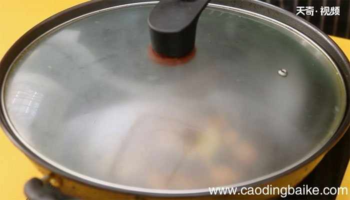 冻豆腐红烧肉的做法 冻豆腐红烧肉怎么做