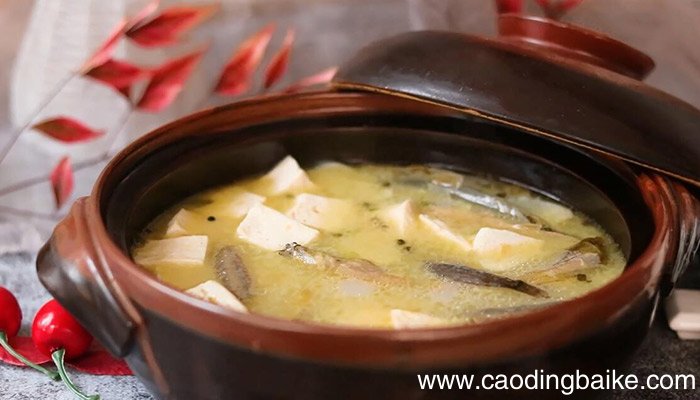 泥鳅炖豆腐的做法 怎么做泥鳅炖豆腐