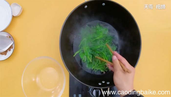 里脊拌菠菜的做法 里脊拌菠菜怎么做