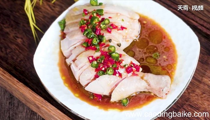 三椒凉鸡怎么做 三椒凉鸡