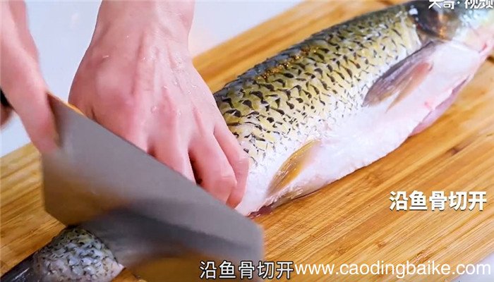 香辣草鱼怎么做 香辣草鱼的做法