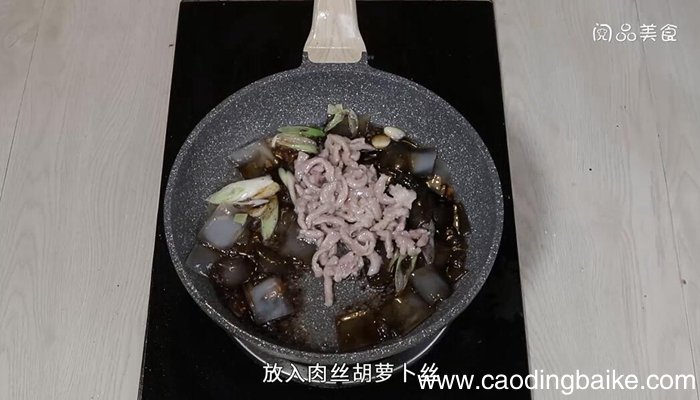 肉丝炒粉皮的做法 肉丝炒粉皮怎么做