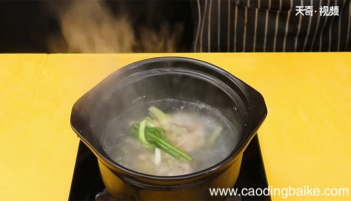 墨鱼排骨汤的做法 墨鱼排骨汤怎么做